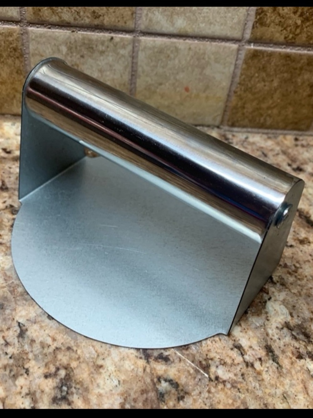 Stainless Steel Hamburger Press with Non-stick.for cooking on flat top griddles.